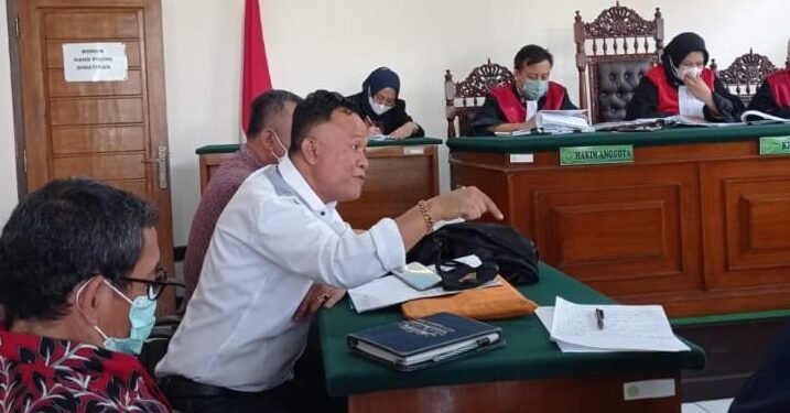 Kuasa hukum Ardian Yogaswara Asep Mulyadi saat sidang di PN Cianjur. Foto: IST