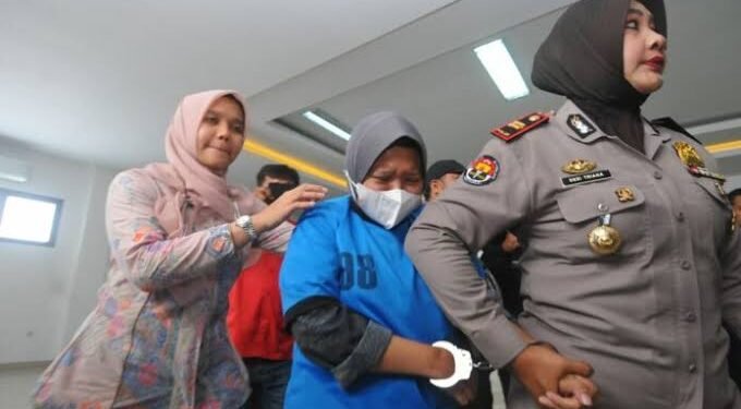 DITANGKAP: SAN, pelaku penipuan terhadap ratusan mahasiswa IPB ditangkap Polres Bogor. (Foto: RBG.id)