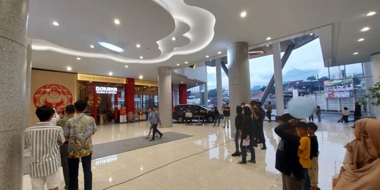 Spot Gokana Resto di City Plaza (Ciplaz) Cipanas jelang tahun baru 2023.