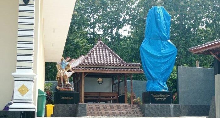 Patung Bunda Maria Kulon Progo Mentri Agama Yaqut Beri Klarifikasi