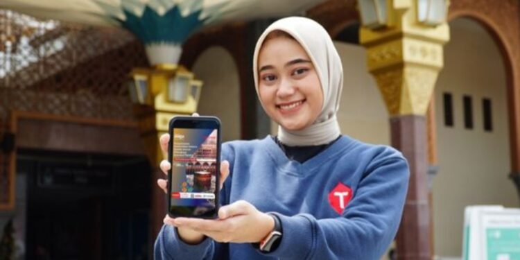 Paket RoaMAX Umroh Takaful, jemaah umrah tetap terhubung keluarga dan mendapatkan tambahan keamanaan selama menjalankan ibadah di Tanah Suci. Foto: Telkomsel