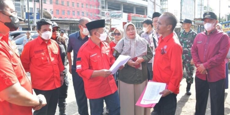 Pantau Harga Kebutuhan Pokok Jelang Lebaran, Bupati Cianjur Gelar Sidak di Sejumlah Pasar dan Swalayan