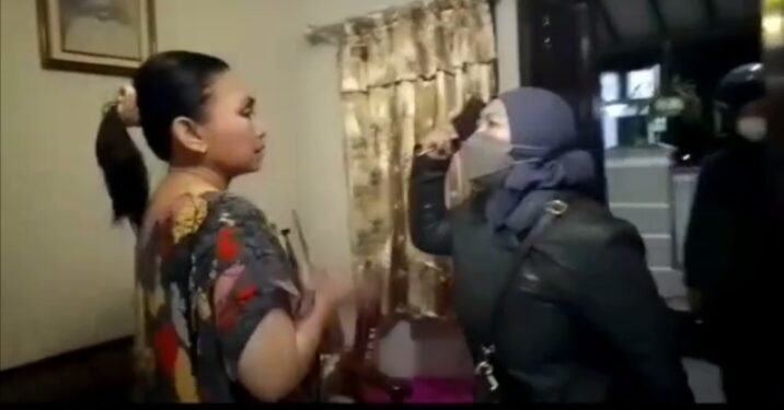 Viral! Istri Pejabat Disdikpora Cianjur Gerebek Rumah Kepala SMPN 2 Sukaluyu di Rancabali