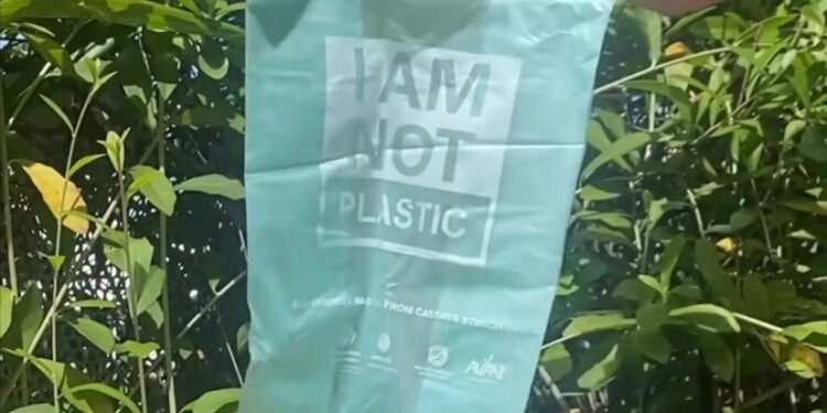 Plastik Terbuat dari Singkong yang Ramah Lingkungan (Foto tangkap layar)