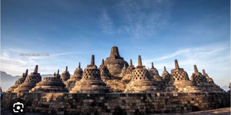 Mengintip Keagungan Candi Borobudur: Permata Sejarah Indonesia/Sumber foto: Tangkap layar